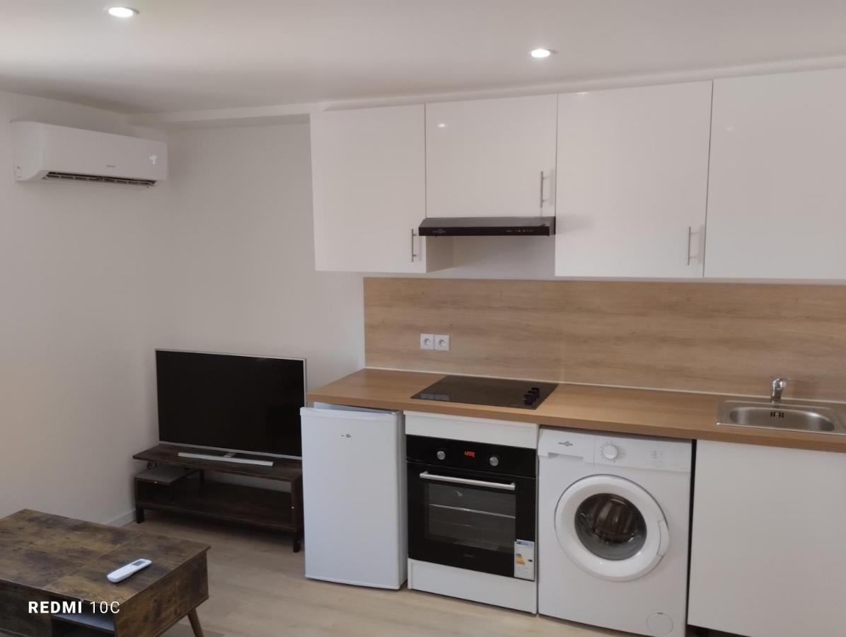 La Chrysalide Apartamento La Crau Exterior foto